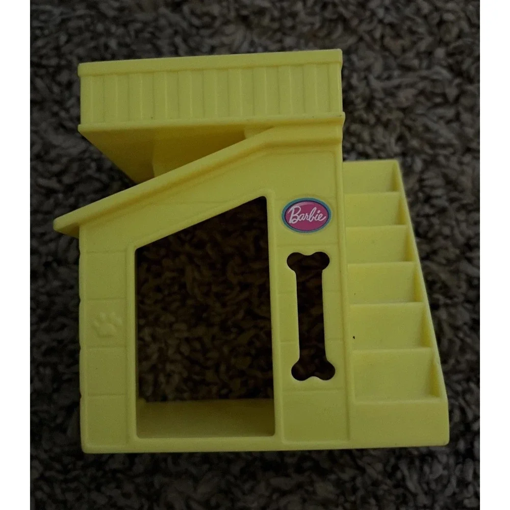 Barbie yellow accessory touch